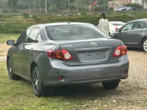 Toyota Corolla 2010 Gray