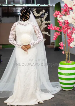 Pre Loved Wedding Dress