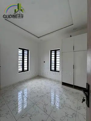 5bdrm Duplex in Ajah for sale