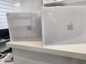 New Laptop Apple MacBook Neo 2026 8GB Apple M1 SSD 256GB