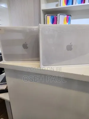 New Laptop Apple MacBook Neo 2026 8GB Apple M1 SSD 256GB