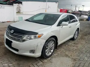 Toyota Venza 2011 White