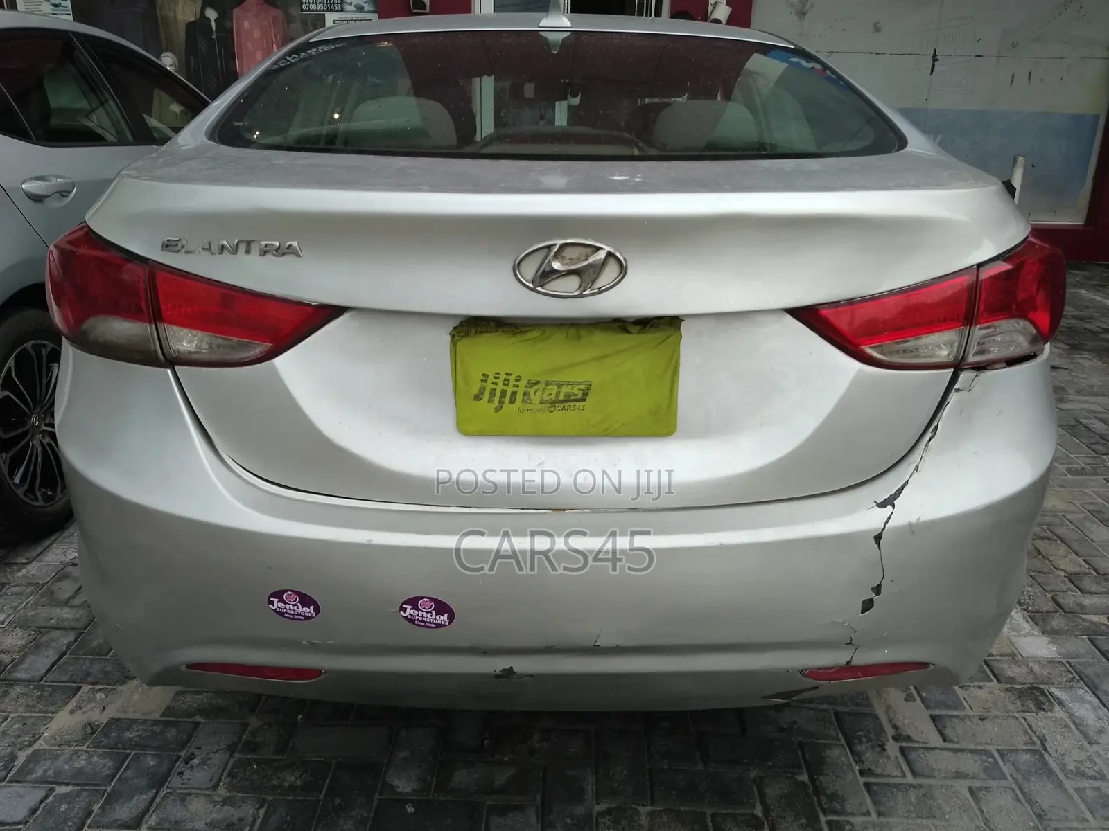 Hyundai Elantra 2012 Silver