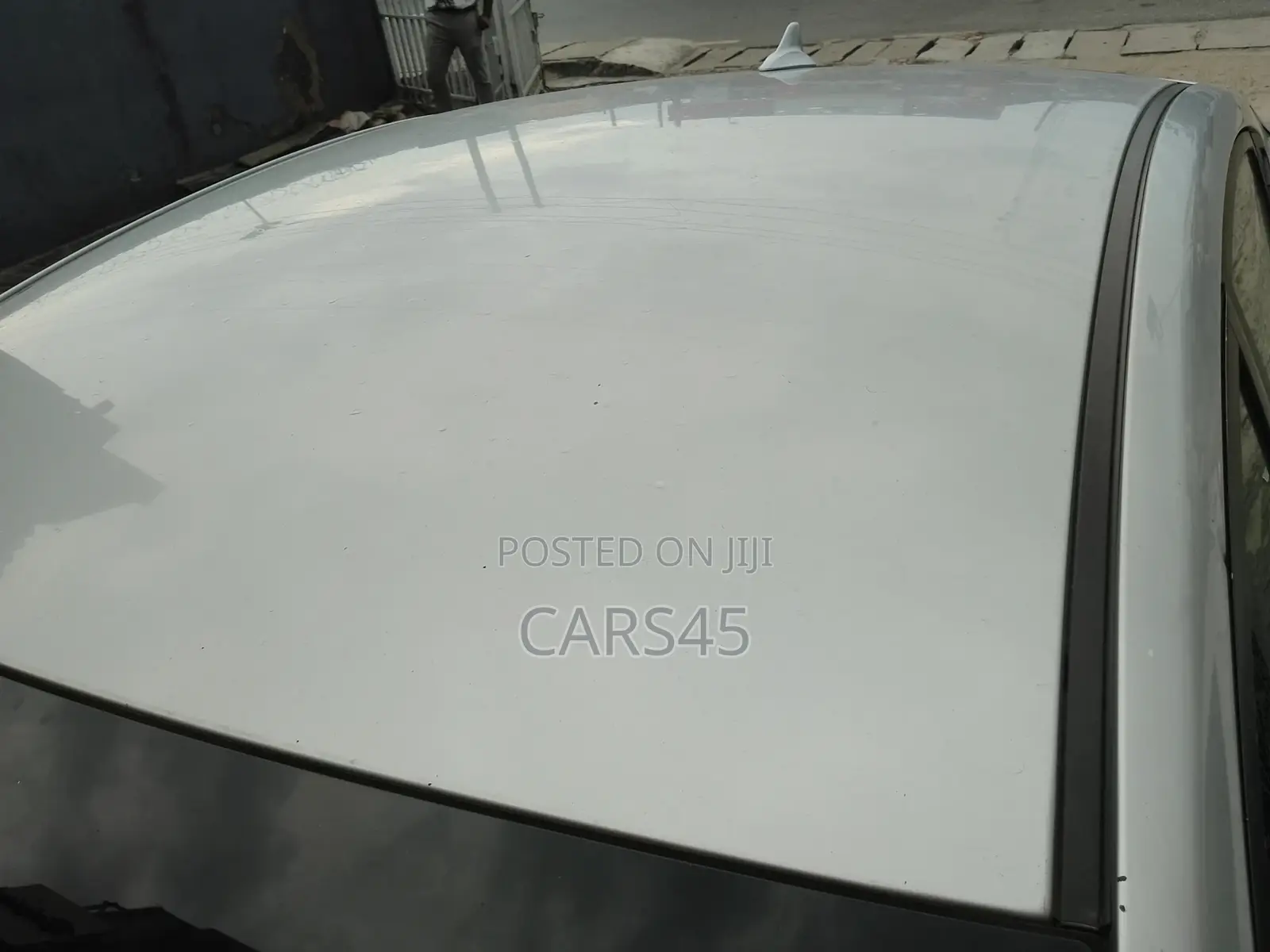 Hyundai Elantra 2012 Silver