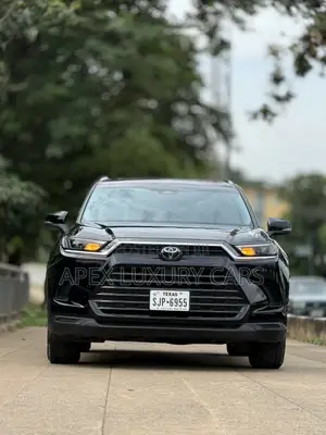 Toyota Highlander 2024 Black