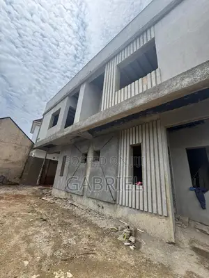 4bdrm Duplex in Mountain View Estate, Dawaki for sale