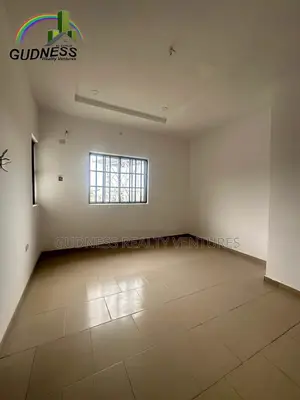 3bdrm Apartment in Ikota for rent