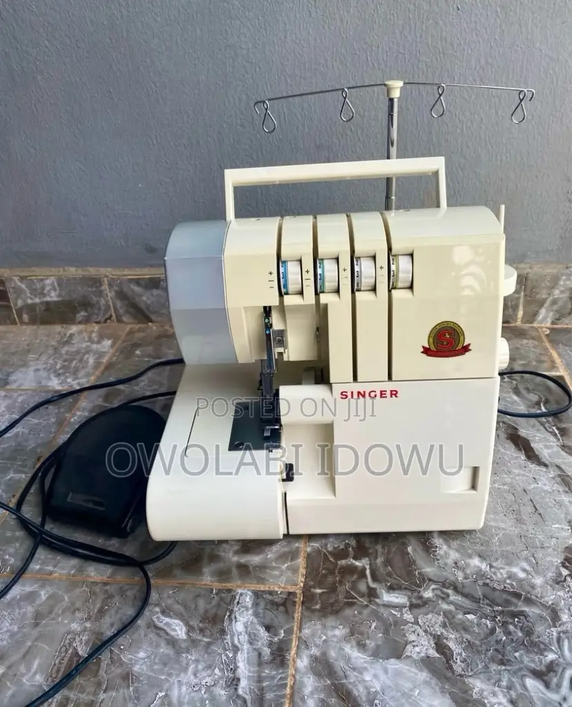 4thread Weaving Machine