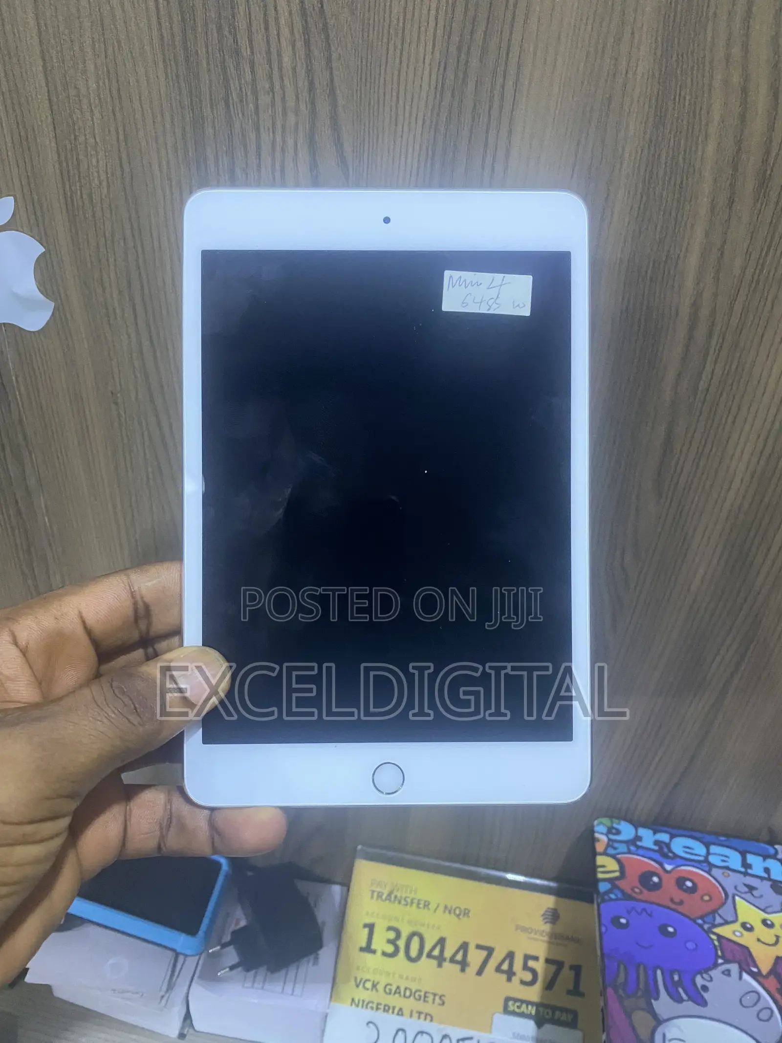 Apple iPad mini 4 64 GB White