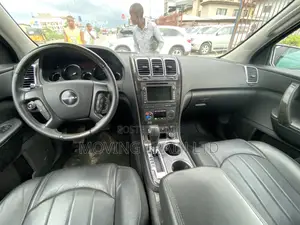 GMC Acadia SLE AWD 2011 Silver