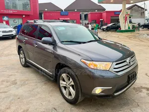 Toyota Highlander 2013