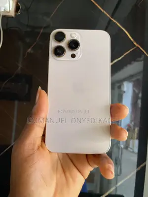 Apple iPhone XR 64 GB Gold