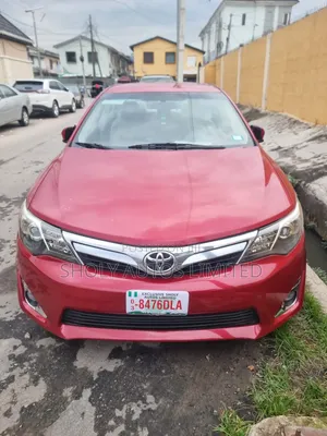 Toyota Camry 2014 Red