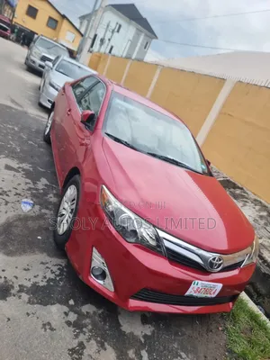 Toyota Camry 2014 Red