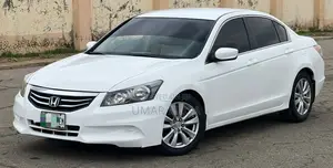 Honda Accord 2009 White
