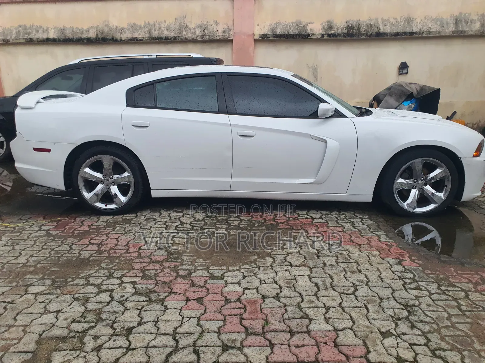 Dodge Charger SE 2013 White