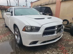 Dodge Charger SE 2013 White