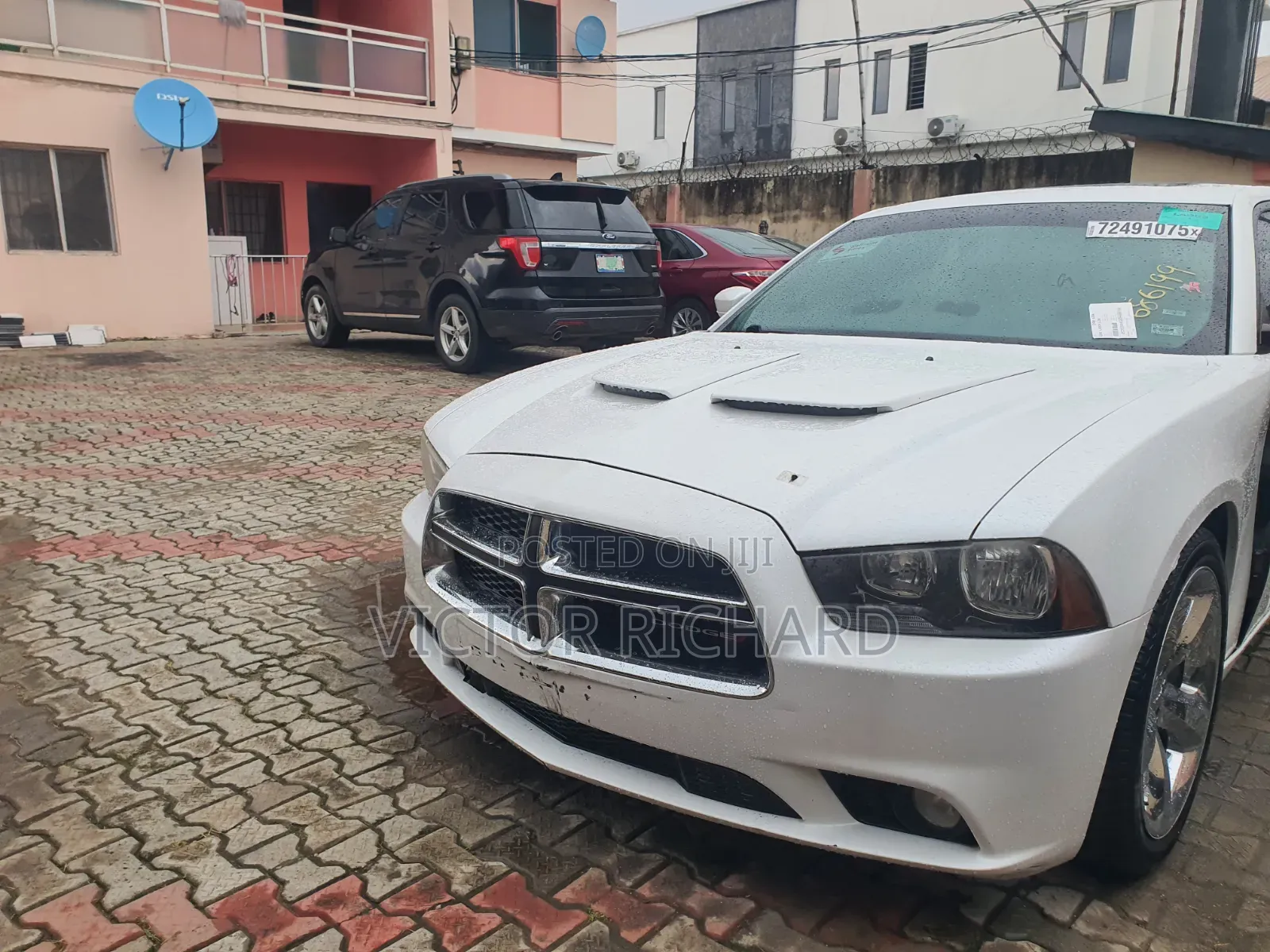 Dodge Charger SE 2013 White