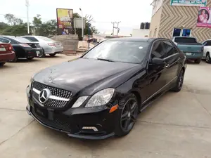 Mercedes-Benz E350 2011 Black
