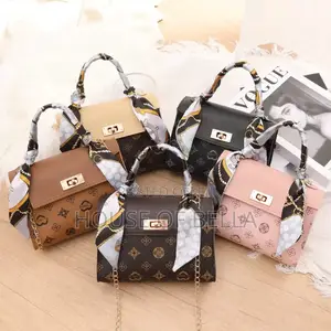  Fashionable Small Ladies Handbag