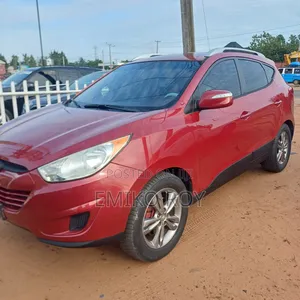 Hyundai Tucson 2012 Red