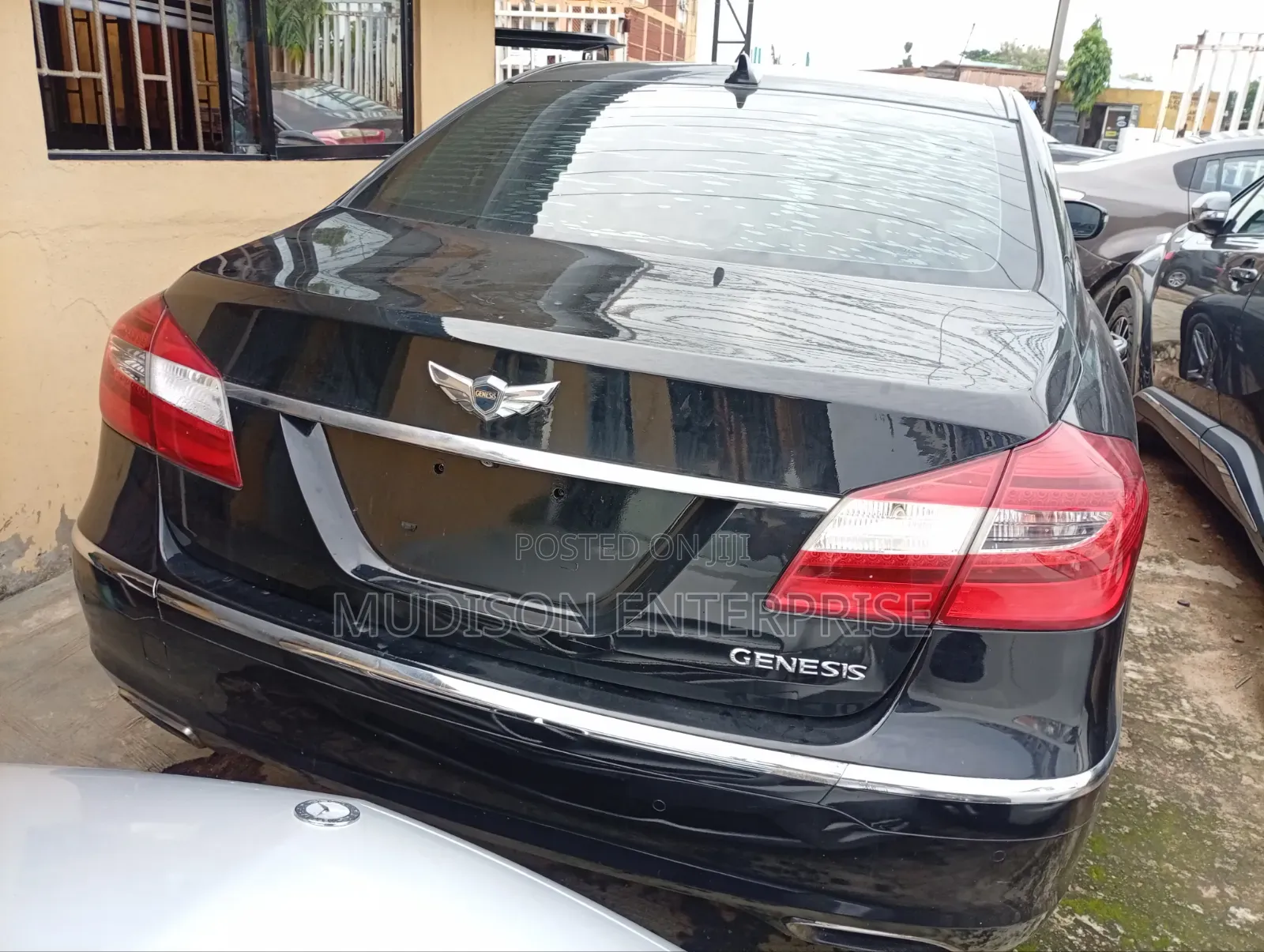 Genesis G90 2015 Black