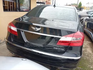 Genesis G90 2015 Black