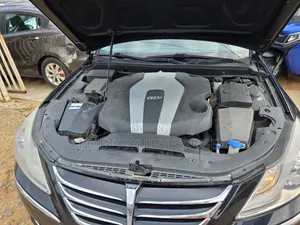 Genesis G90 2015 Black