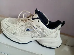 Avia 5000 Performance Sneakers - Silver/Blue -Size 44 Ngn21,000