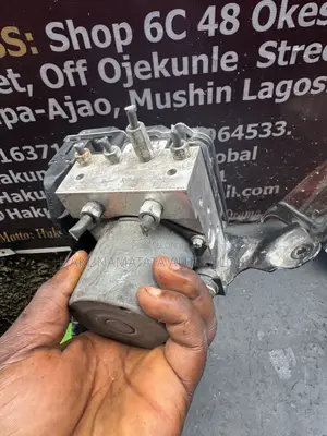 Abs Pump for Toyota Venza 4plug