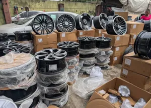 High Quality Certified Complete Brand New Alloyed Rims Available.