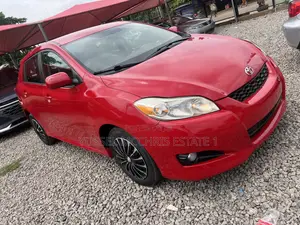 Toyota Matrix Hatchback FWD (1.8L 4cyl 5M) 2008 Red