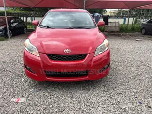 Toyota Matrix Hatchback FWD (1.8L 4cyl 5M) 2008 Red
