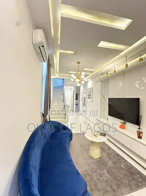 5bdrm Duplex in Idado for rent