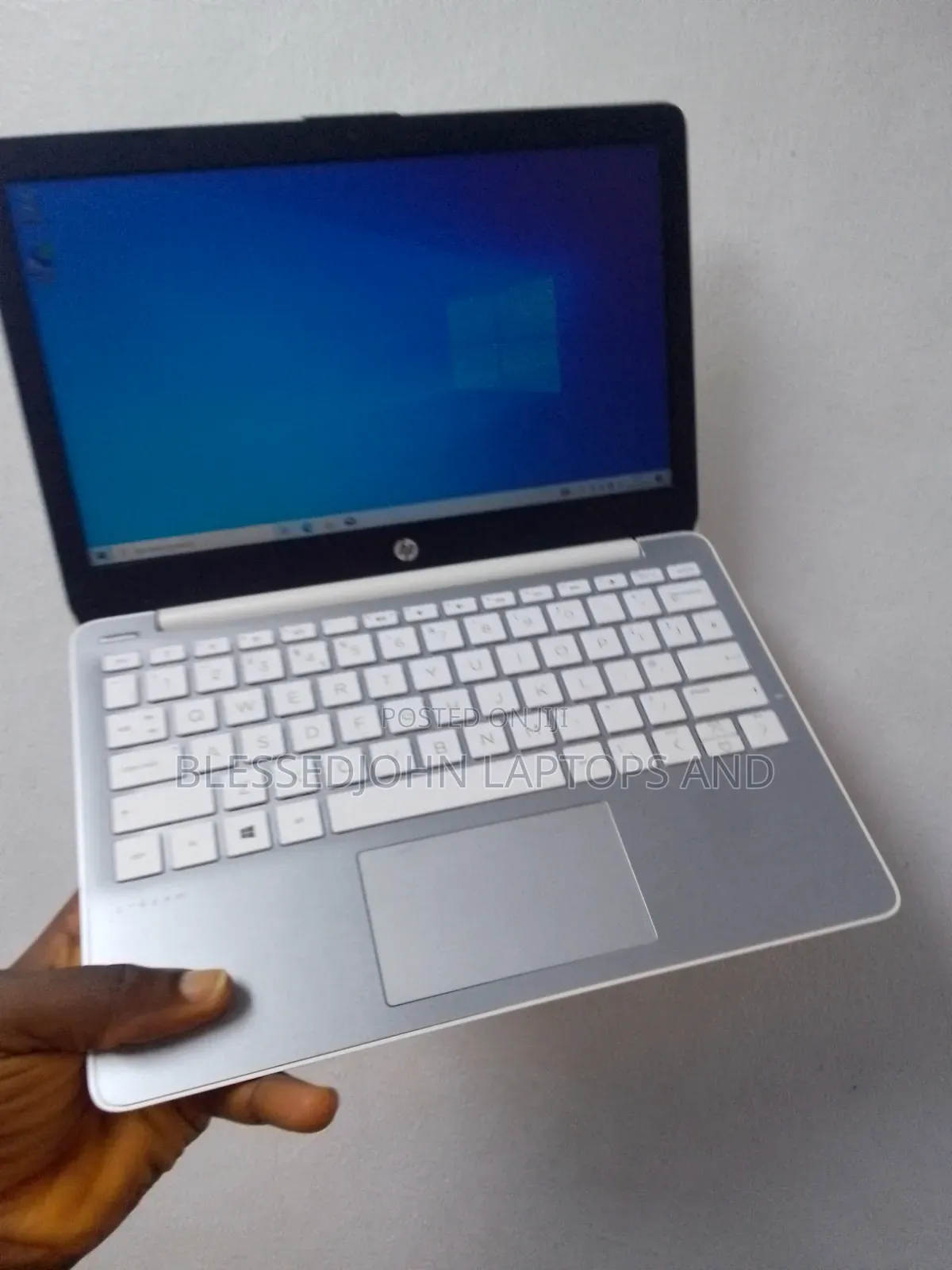 Laptop HP Stream 11 2GB Intel Celeron HDD 32GB