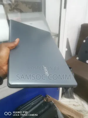Laptop Acer Aspire E5-571 8GB Intel Core i3 HDD 320GB