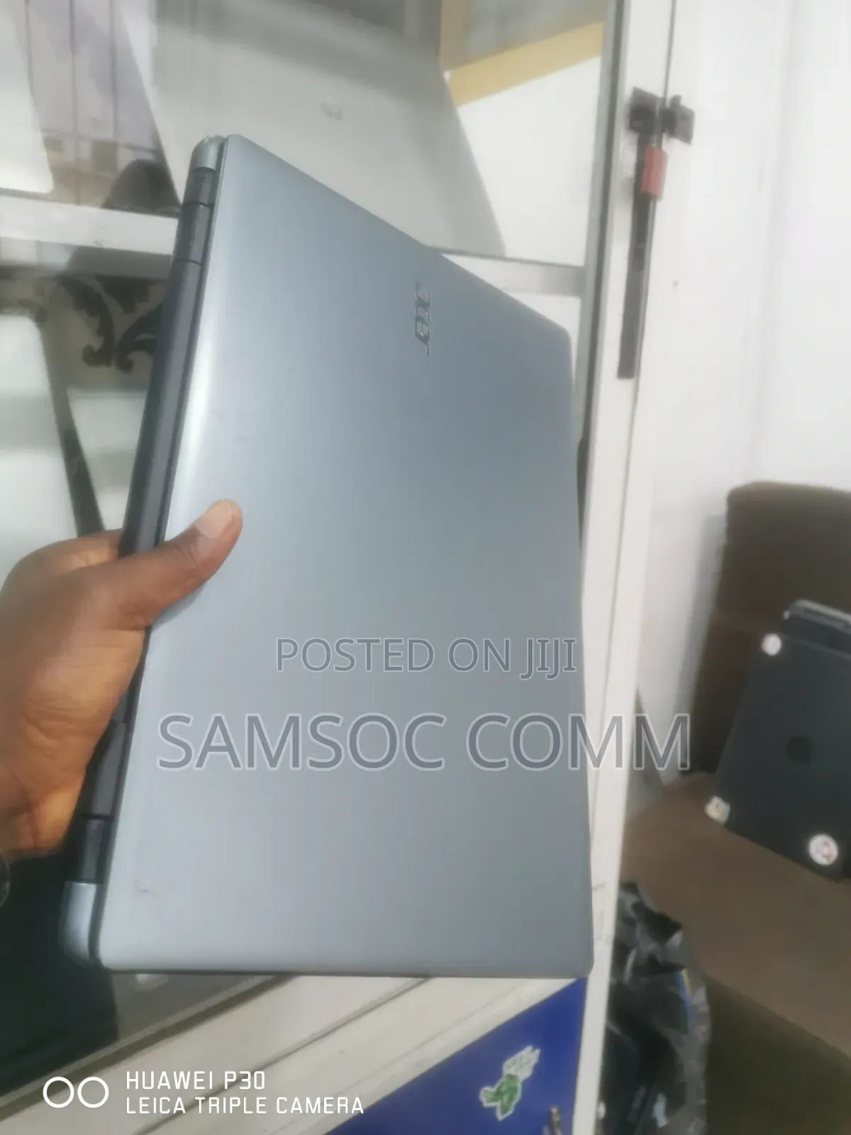 Laptop Acer Aspire E5-571 8GB Intel Core i3 HDD 320GB