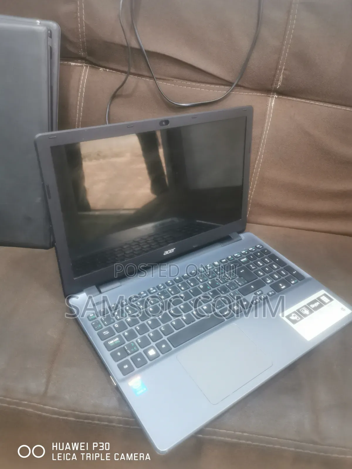 Laptop Acer Aspire E5-571 8GB Intel Core i3 HDD 320GB