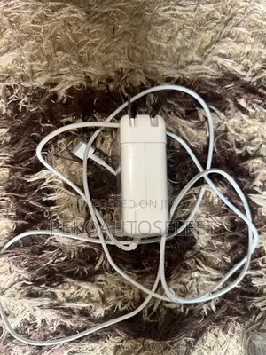 Apple 60w Magsafe Power Adapter