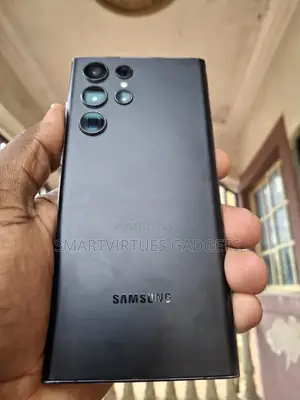 Samsung Galaxy S22 Ultra 5G 128 GB Black