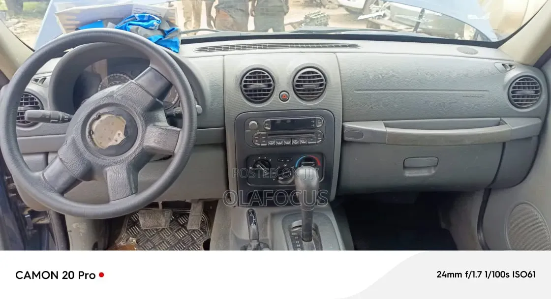 Jeep Liberty 2004 Blue