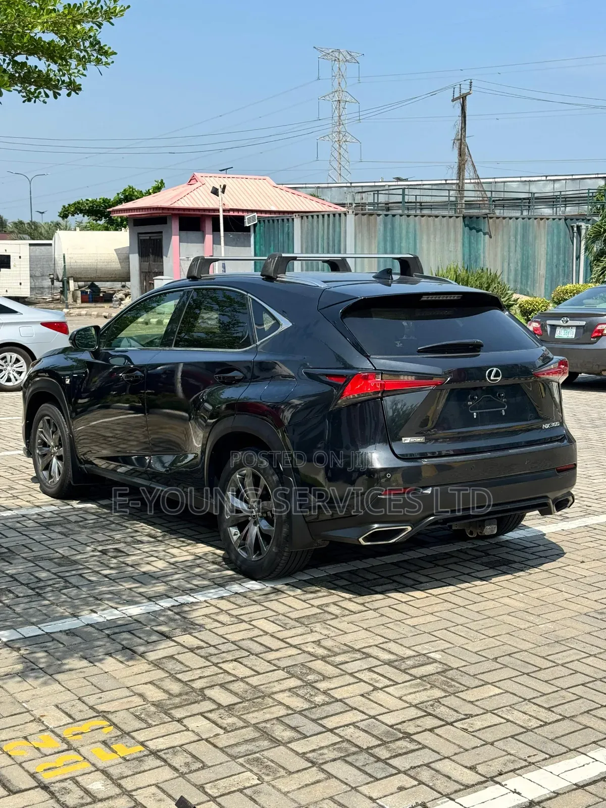 Lexus NX 2021 Gray