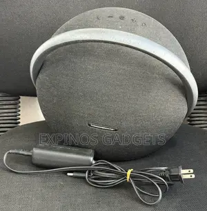 Used Harman Kardon Onyx Studio 7.