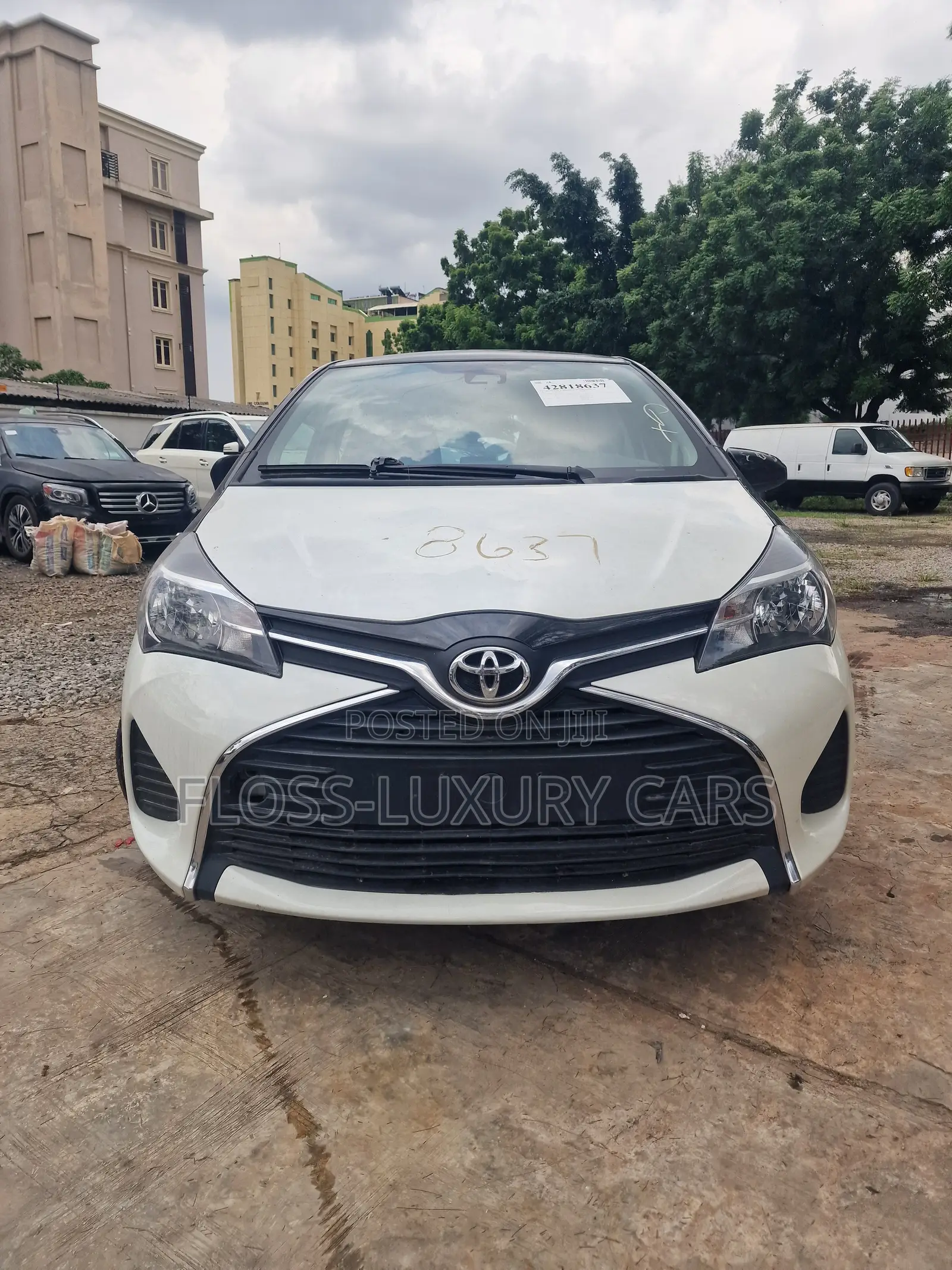 Toyota Yaris 2017 White