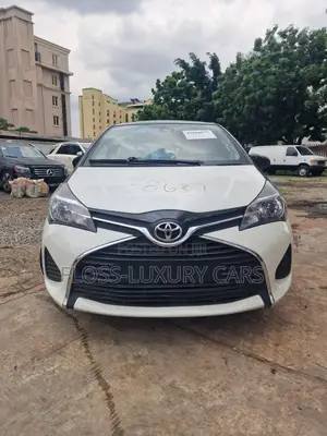 Toyota Yaris 2017 White