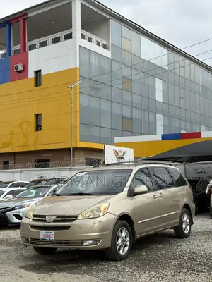 Toyota Sienna 2005 Gold