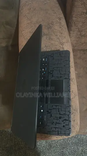 Laptop Dell Latitude 7450 8GB Intel Core i5 HDD 32GB
