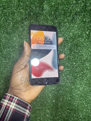 Apple iPhone 7 Plus 128 GB Black
