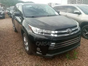 Toyota Highlander 2014 Black