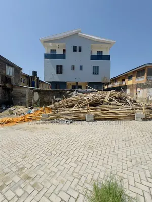 4bdrm Duplex in Gbagada Lagos for sale